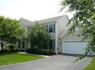 2765 Montclare Ct, Aurora, IL 60504