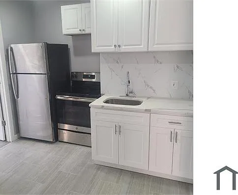 705 Cleveland St #1 — Photo 1