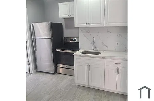 705 Cleveland St #1 Photo 1