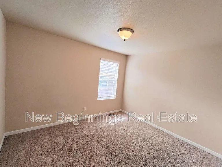 2562 Ellingwood Dr — Photo 23