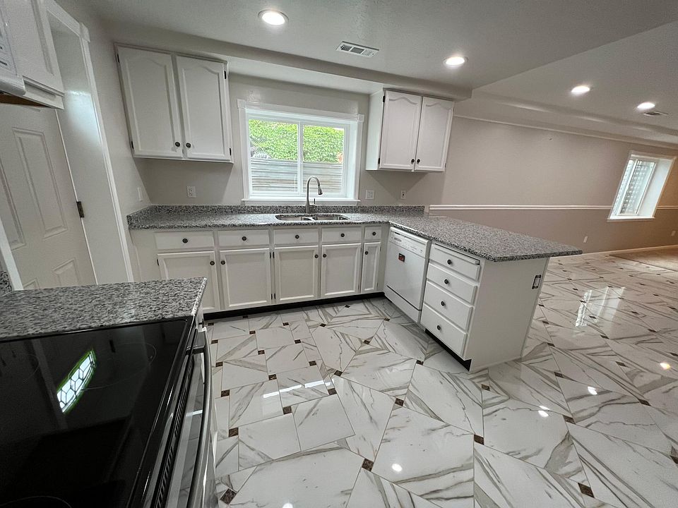 1st image of 3679 S Calvin Dr