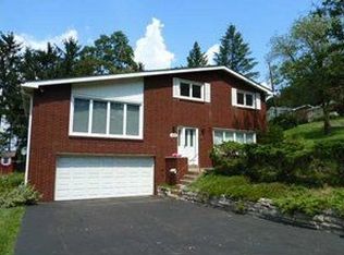 103 Castle Dr, Pittsburgh, PA 15235