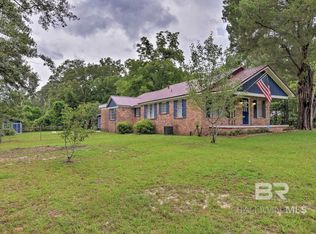 1613 Crestwood Dr, Mobile, AL 36618
