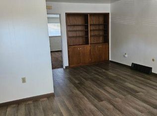 212 W Abriendo Ave #B, Pueblo, CO 81004