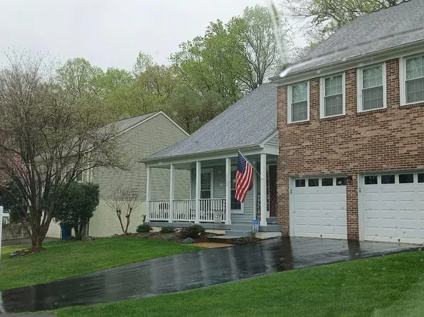 9021 Chestnut Ridge Rd, Fairfax Station, VA 22039