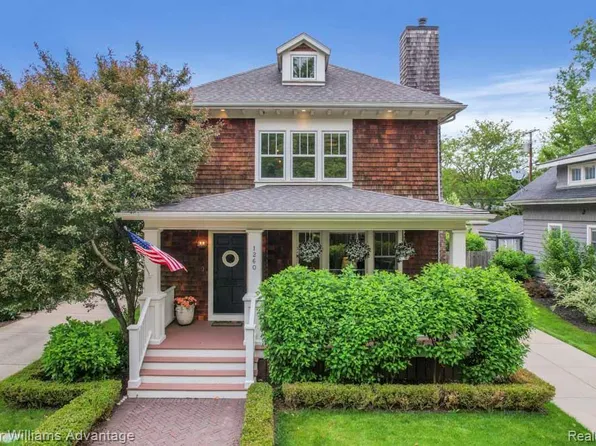 1260 W Ann Arbor Trl, Plymouth, MI 48170