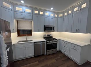 3735 N Magnolia Ave #1, Chicago, IL 60613