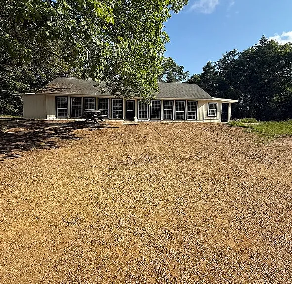 53 Park Ln — Photo 1