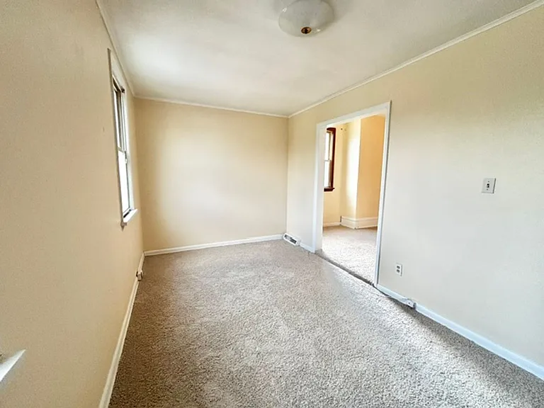 512 Sewickley Ave — Photo 10