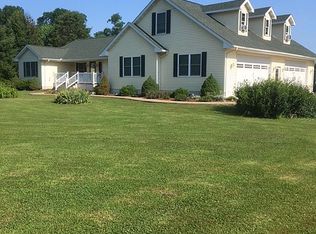 23566 E Cypress Rd, Canton, IL 61520