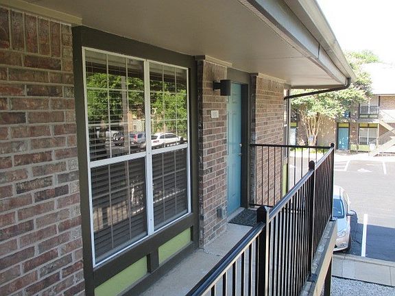 5th image of 7685 Northcross Dr Unit 120