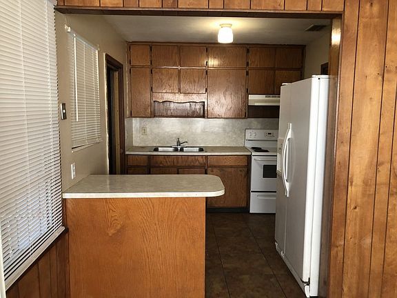 4th image of 1916 Pullman Ct