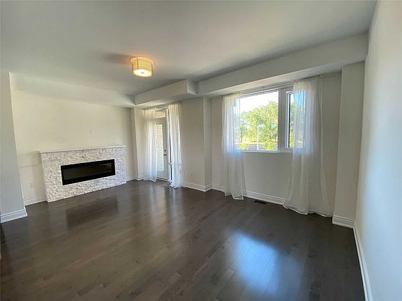 3rd image of 89 Pony Farm Dr