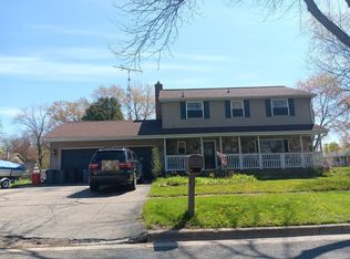 508 N Wickshire Ln, Durand, MI 48429