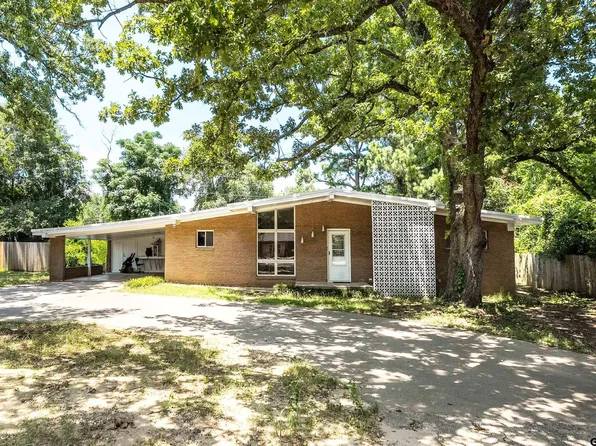 104 W Cayuga Dr, Athens, TX 75751
