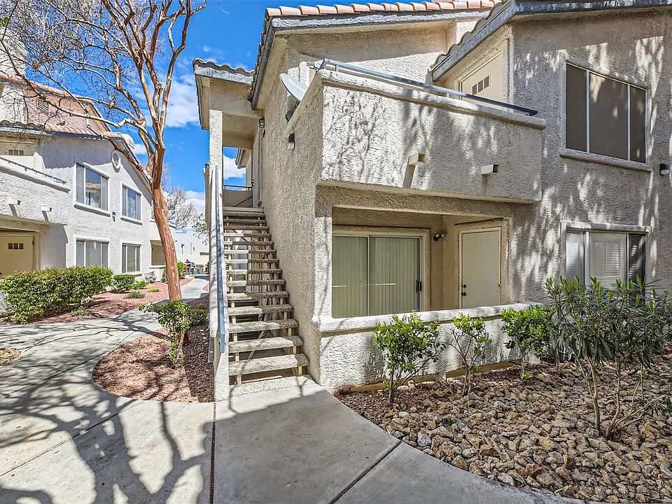 1st image of 3103 Key Largo Dr Unit 204