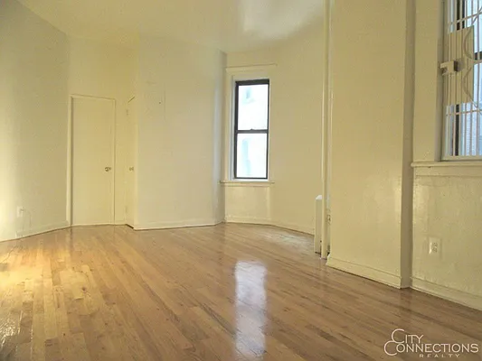 Rented by City Connections Realty | media 14