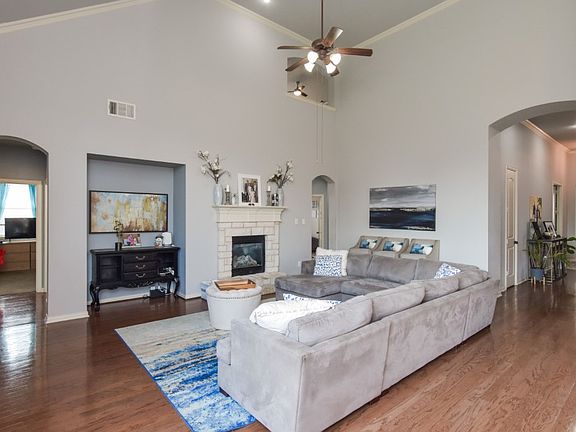 5th image of 2433 Thunderbrook Dr