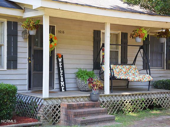 2nd image of 1616 Overton Drive