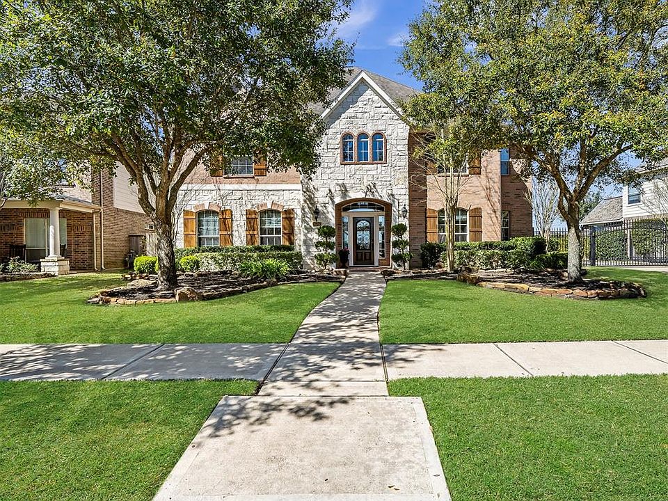 1st image of 16707 China Blue Ln