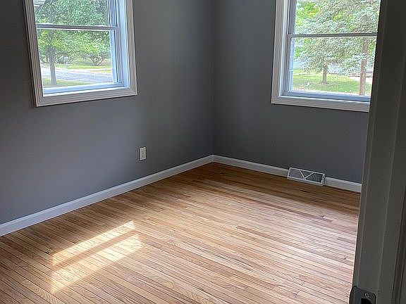 5th image of 3526 N Elmcroft Ter