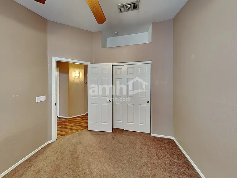11440 W Sheridan St — Photo 15