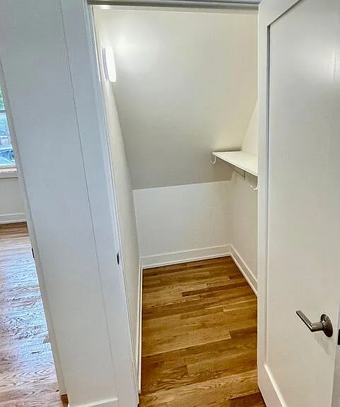 1924 S Throop St #1 — Photo 12