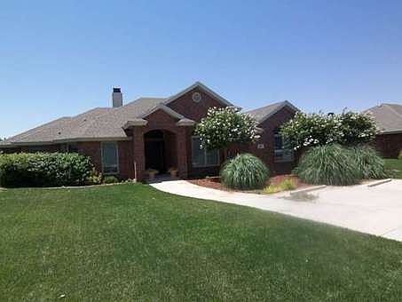 2nd image of 18 Crockett Cir