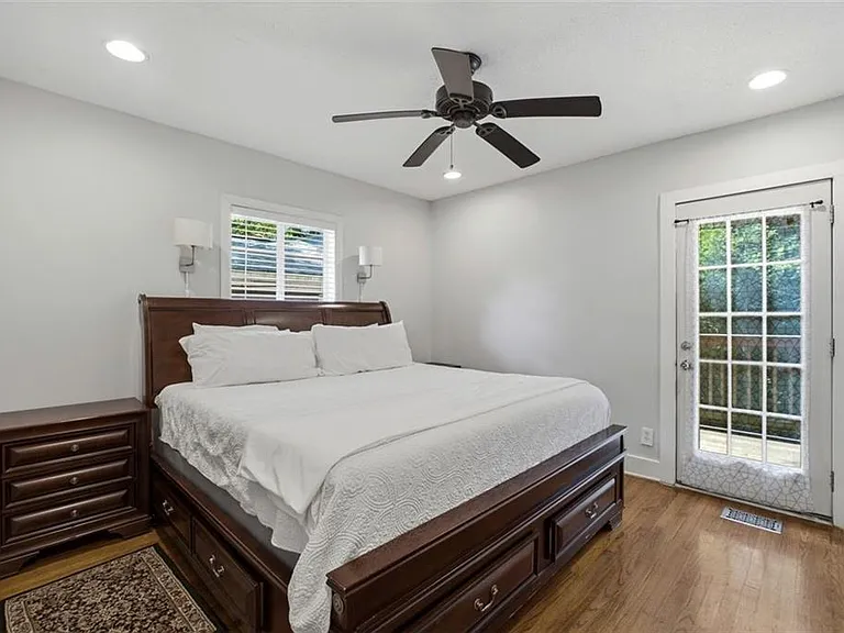 1401 Briarwood Rd NE — Photo 20