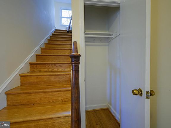 3rd image of 6506 43rd Ave