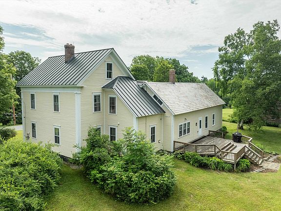3rd image of 185 Crown Point Road