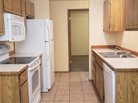 4th image of 716 Avenue B APT G