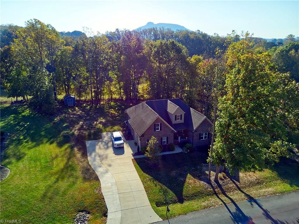 151 Oriole Way, Pilot Mtn, NC 27041 Zillow