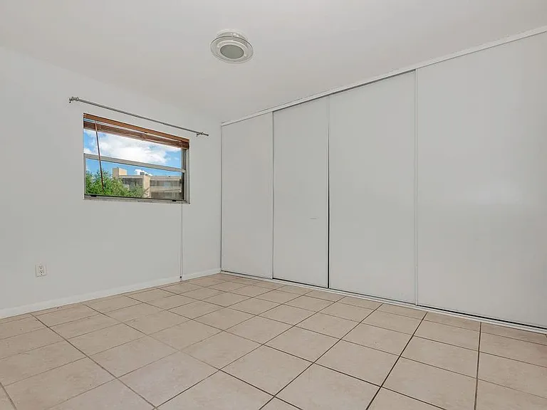 4111 Stirling Rd #308 — Photo 14