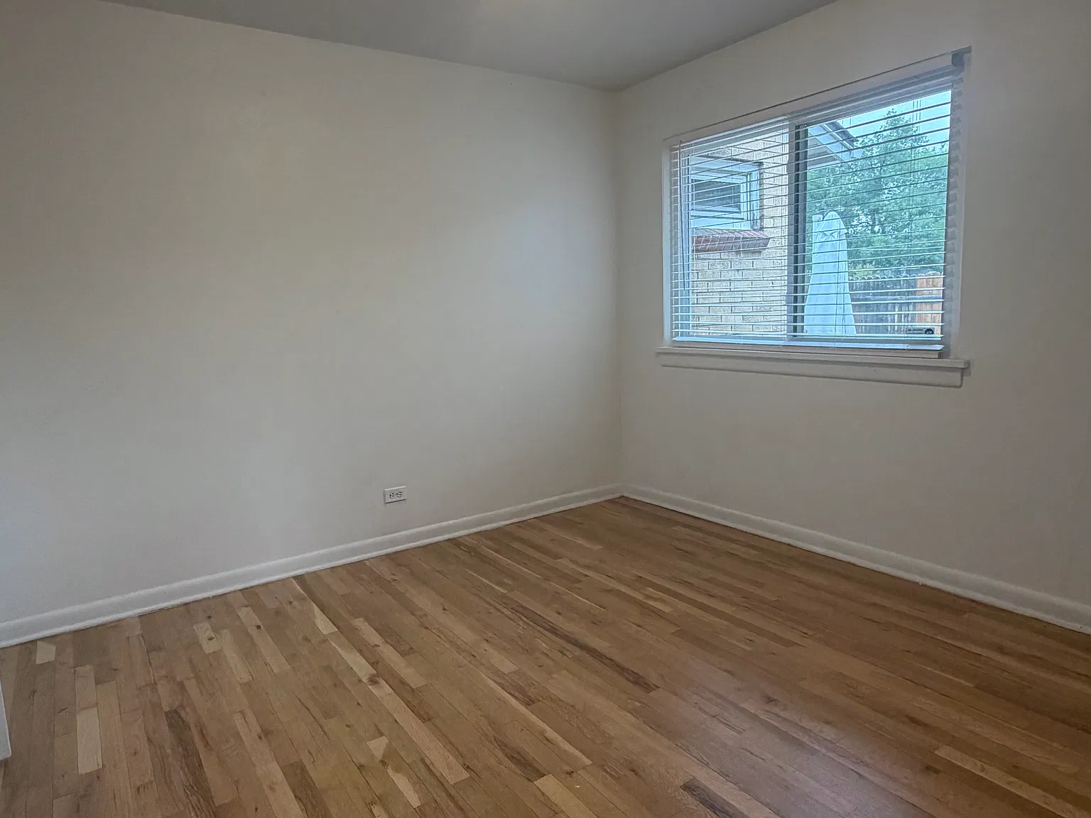 2039 S Milwaukee St — Photo 4