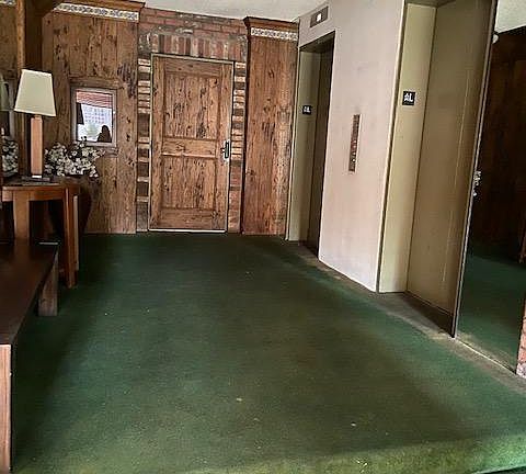 3rd image of 532 N Rossmore Ave APT 204