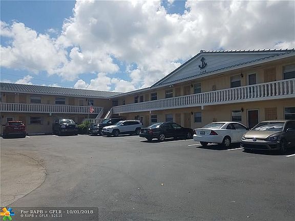 3rd image of 1400 NE 55th St APT 205