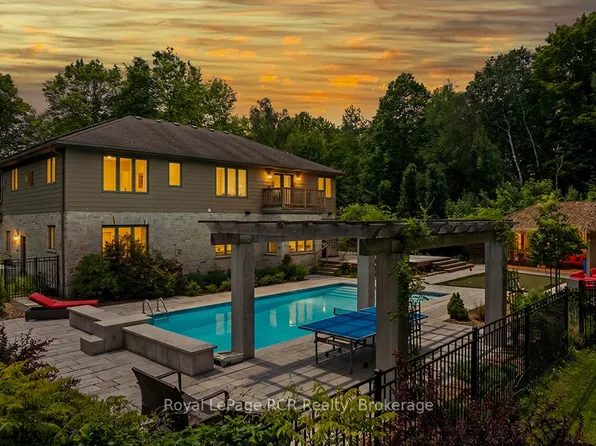 758335 Girl Guide Rd, Georgian Bluffs, ON N4K 5N7