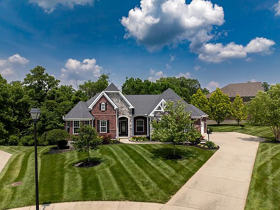 3rd image of 2563 Twin Hills Ct