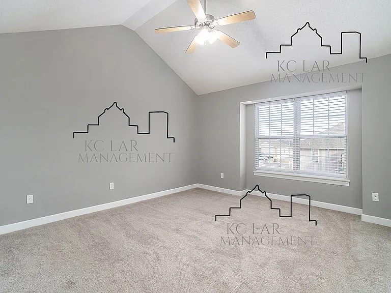 10531 E 45th Pl — Photo 8