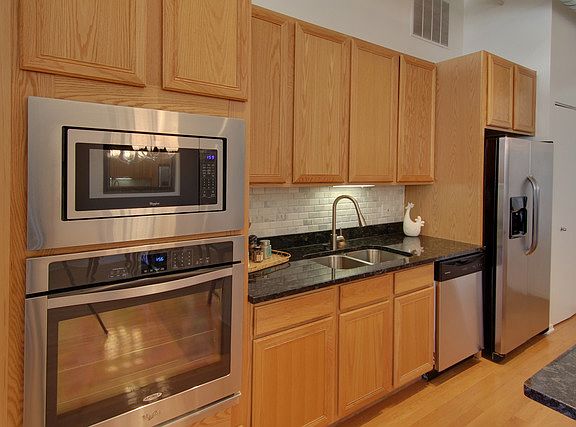 3rd image of 1530 S State St APT 522