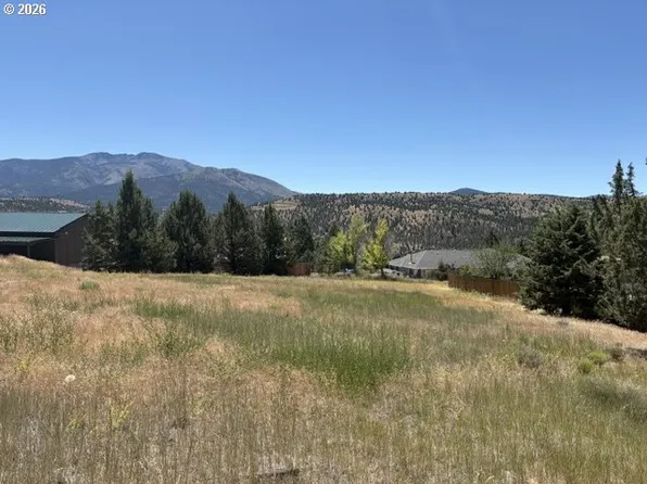 214 Valley View Dr, John Day, OR 97845