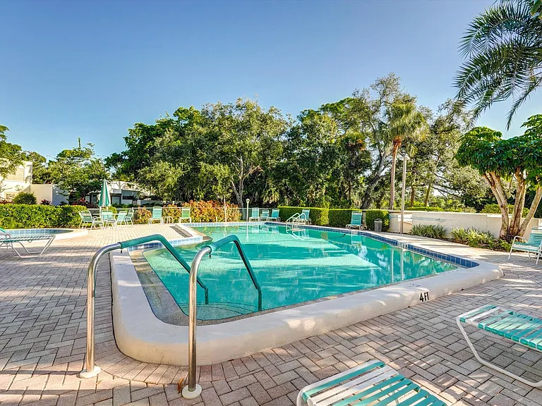 107 Pinehurst Dr #107 — Photo 40