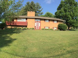 201 Skyview Dr, Greeneville, TN 37745