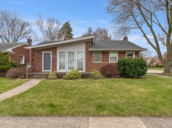20447 Carlysle St, Dearborn, MI 48124