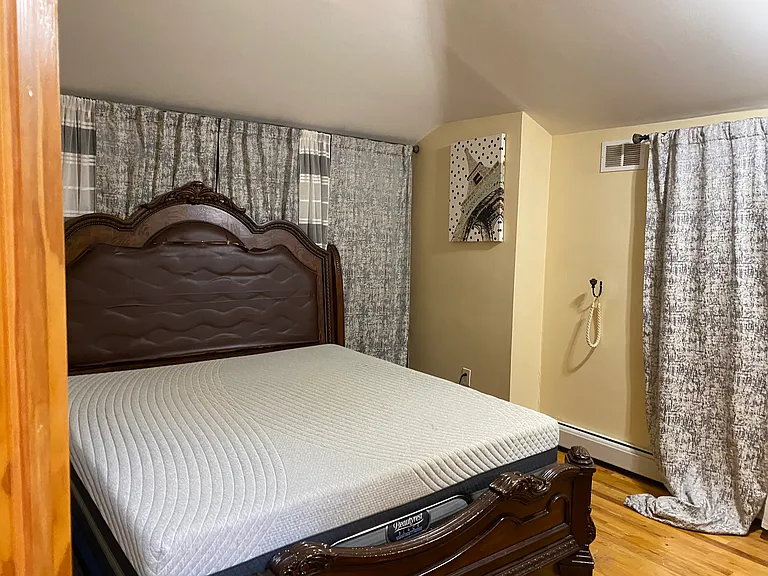 124 Northern Blvd #1 — Photo 10