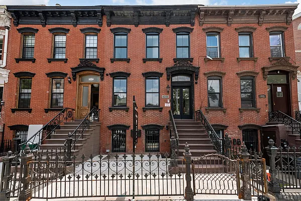 Sold by Nest Seekers International | media 17