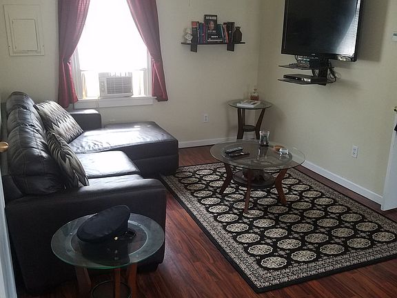 2nd image of 147 S Elmwood Ave