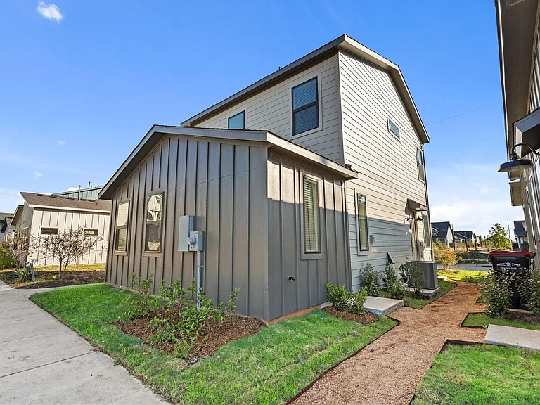 3235 Loam Ln — Photo 33
