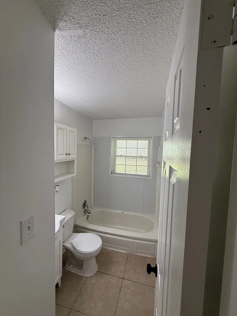 3 Bedroom / 2 Bathroom Home for Rent in Old Pooler — Photo 3